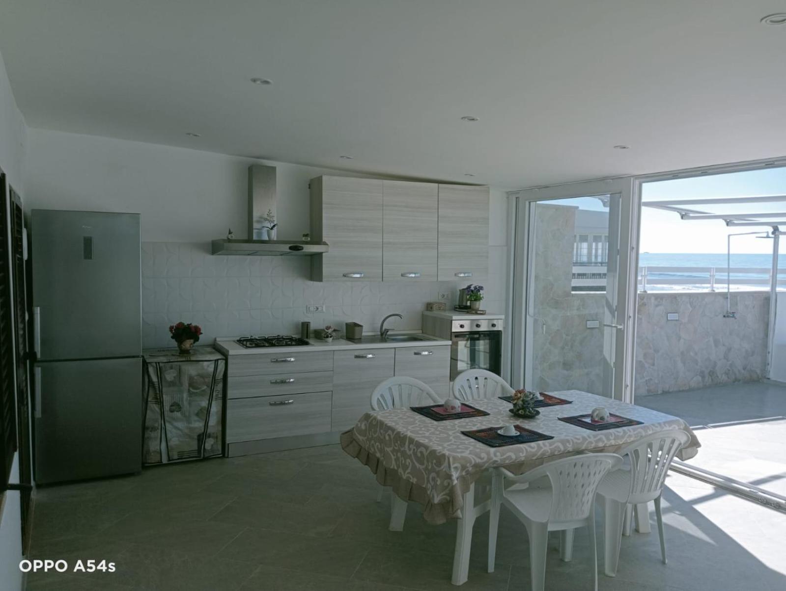 Palomera Luxury Apartment Sul Mare Gaeta Luaran gambar
