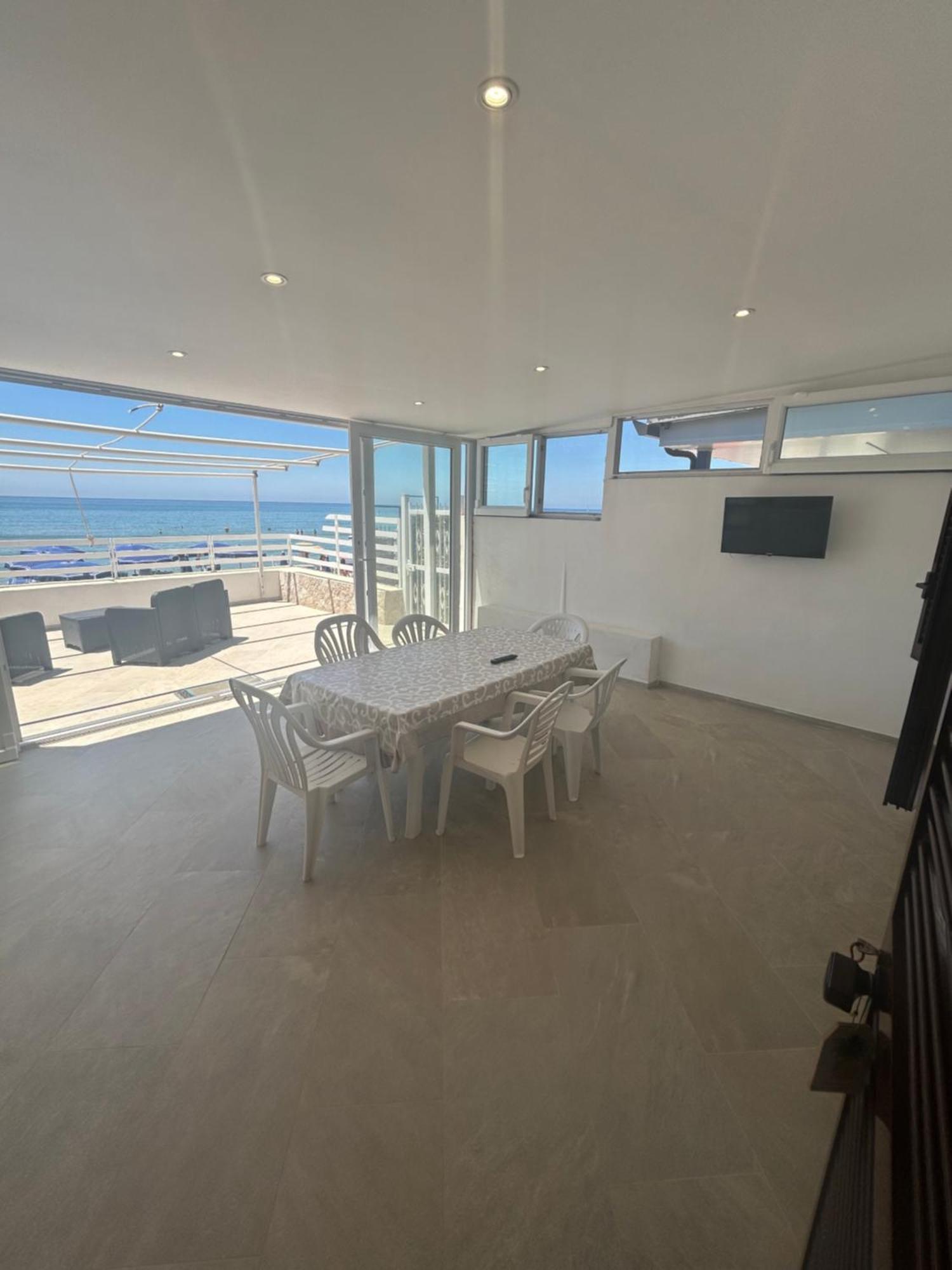 Palomera Luxury Apartment Sul Mare Gaeta Luaran gambar